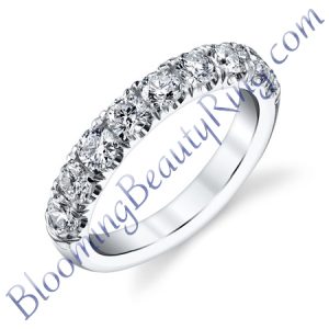VWR-617 | Vintage Large Diamond Wedding Band